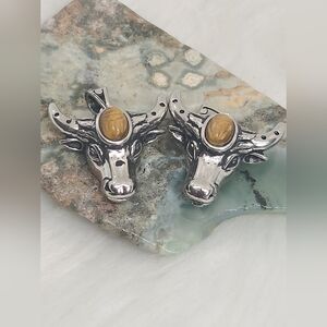 Tiger’s Eye Bull Skull Pendant | Carved Cabochon Gothic Western Silver Tone Neck